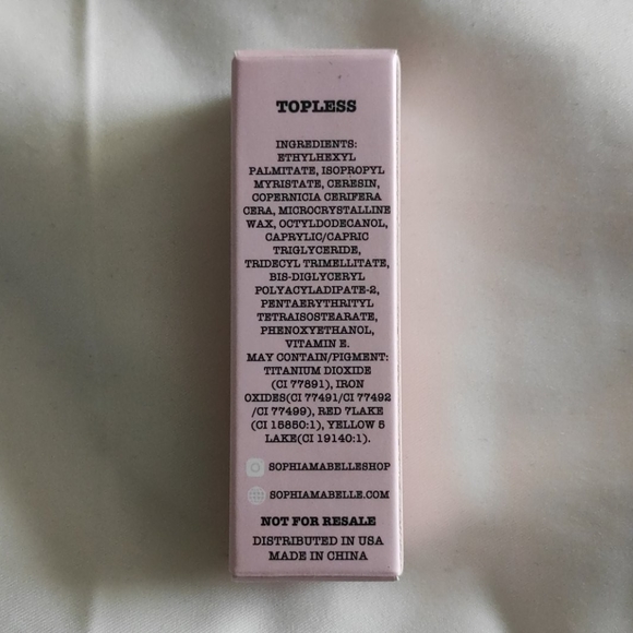 Sophia + Mabelle lip balm - Picture 2 of 2